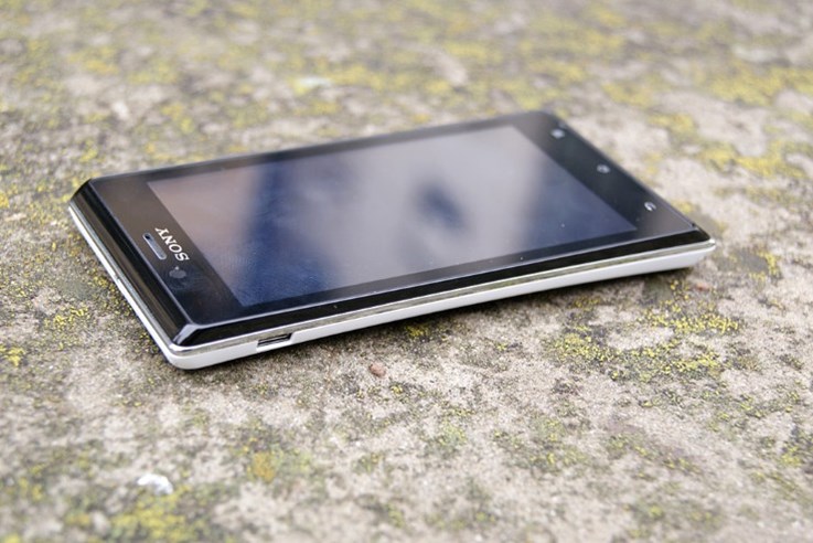 Sony Xperia J (30).jpg